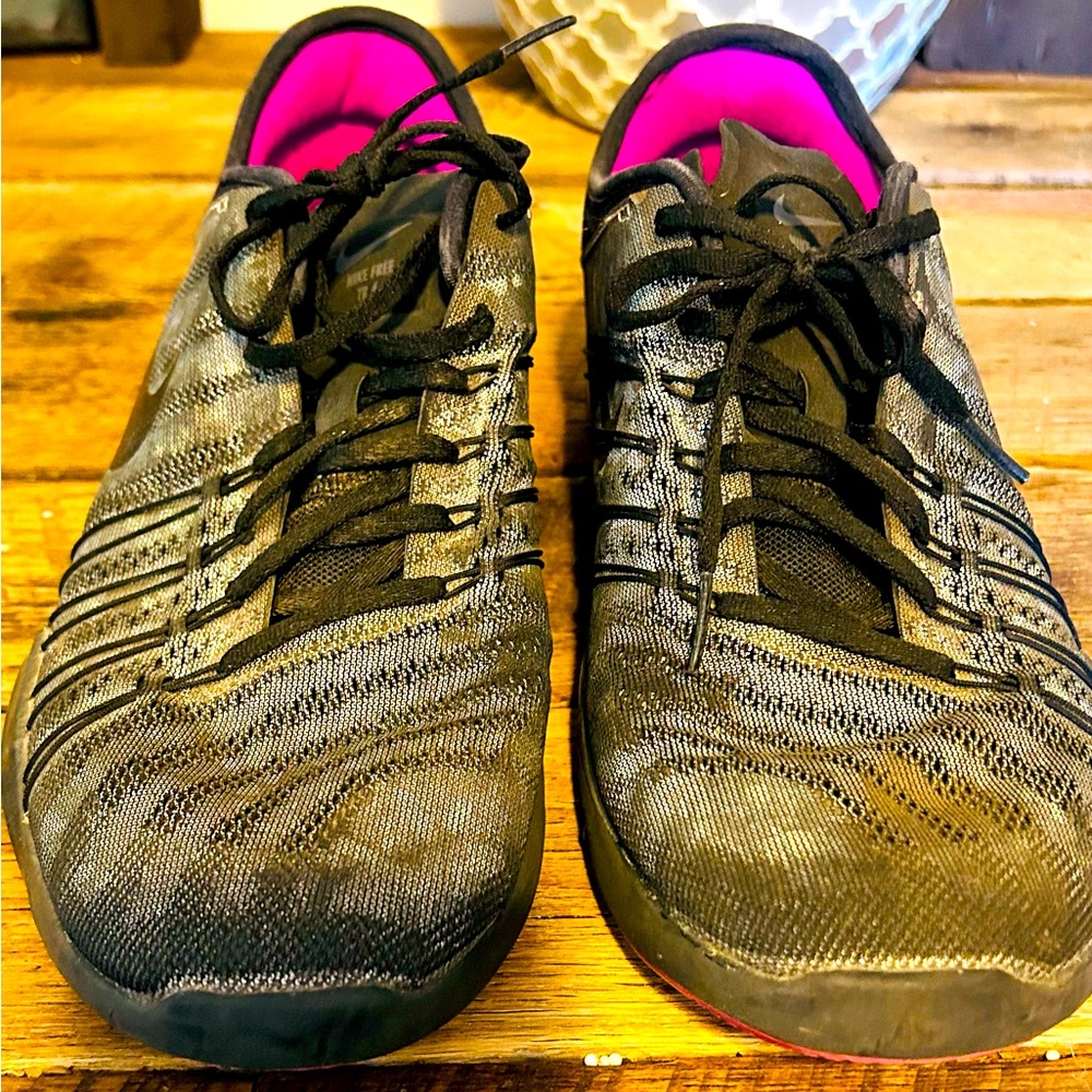 NIKE FREE FLY PINK BLACK ZEBRA 🦓 🩷🖤